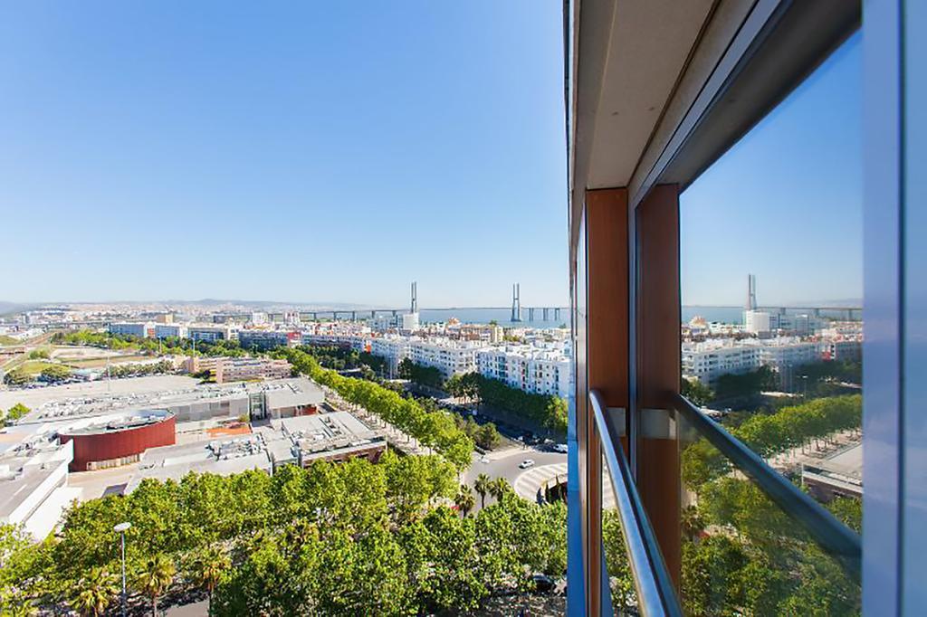 Finest Rentals - Expo Riverside Лиссабон Экстерьер фото